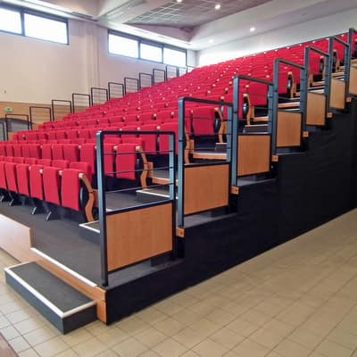 Master Industrie vous propose une large gamme de sièges adaptés à vos exigences. Sièges et fauteuils