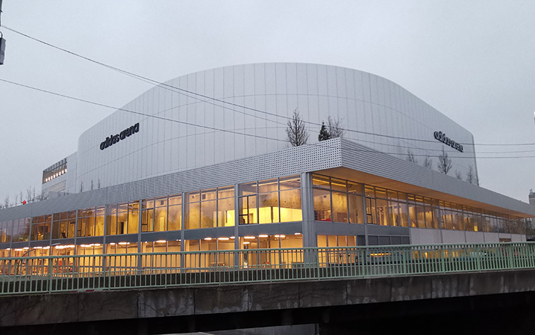 Adidas Arena Porte e la Chapelle